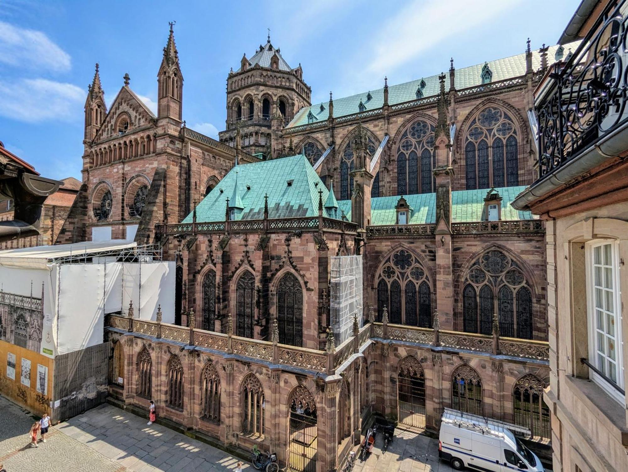 Triplex Place De La Cathedrale Straßburg Exterior foto